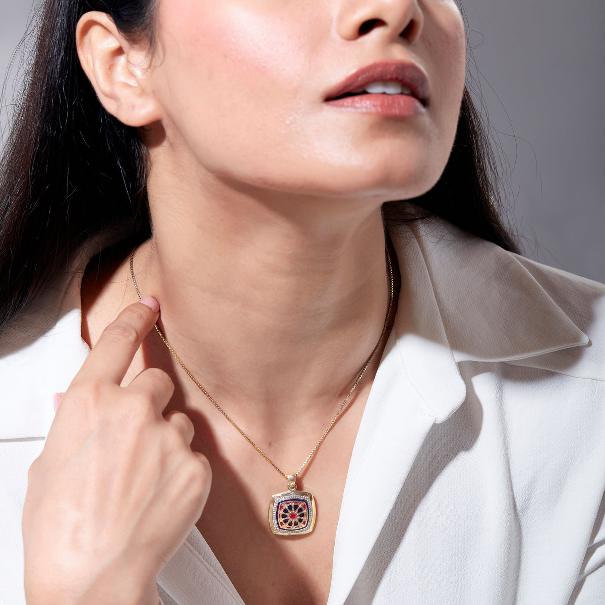 Aynur Cushion Pendant with Loop Large