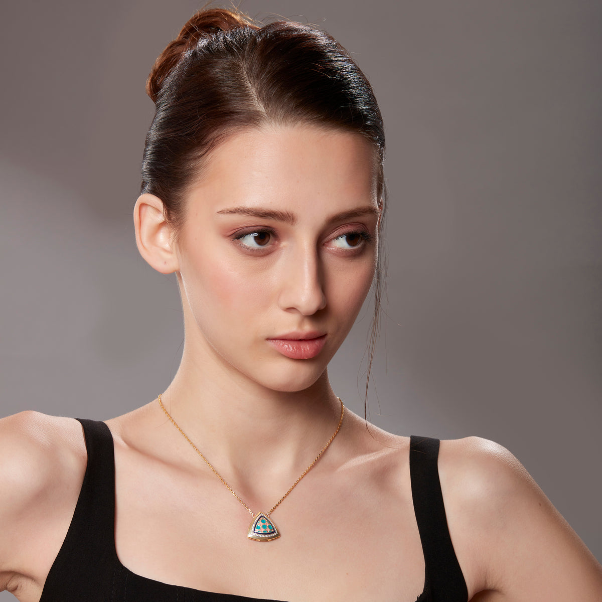 Aynur Trillion Pendant with Attached Chain Large