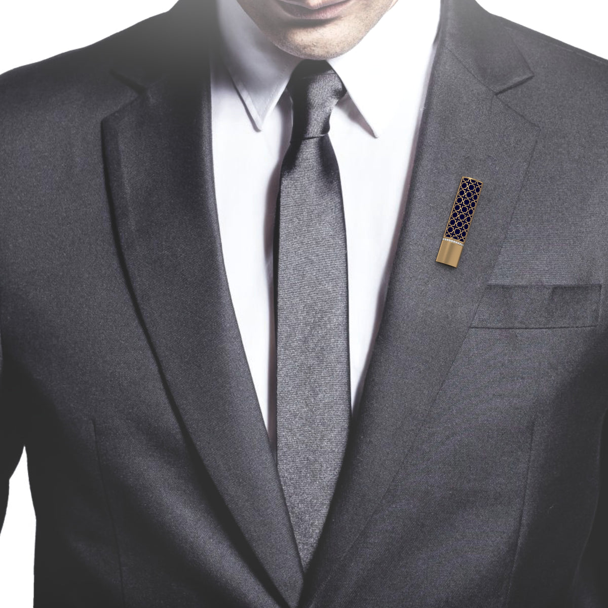 Aayman curved Lapel Pin
