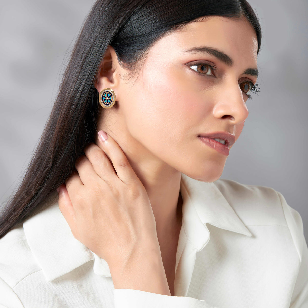 Aynur Oval Studs Medium