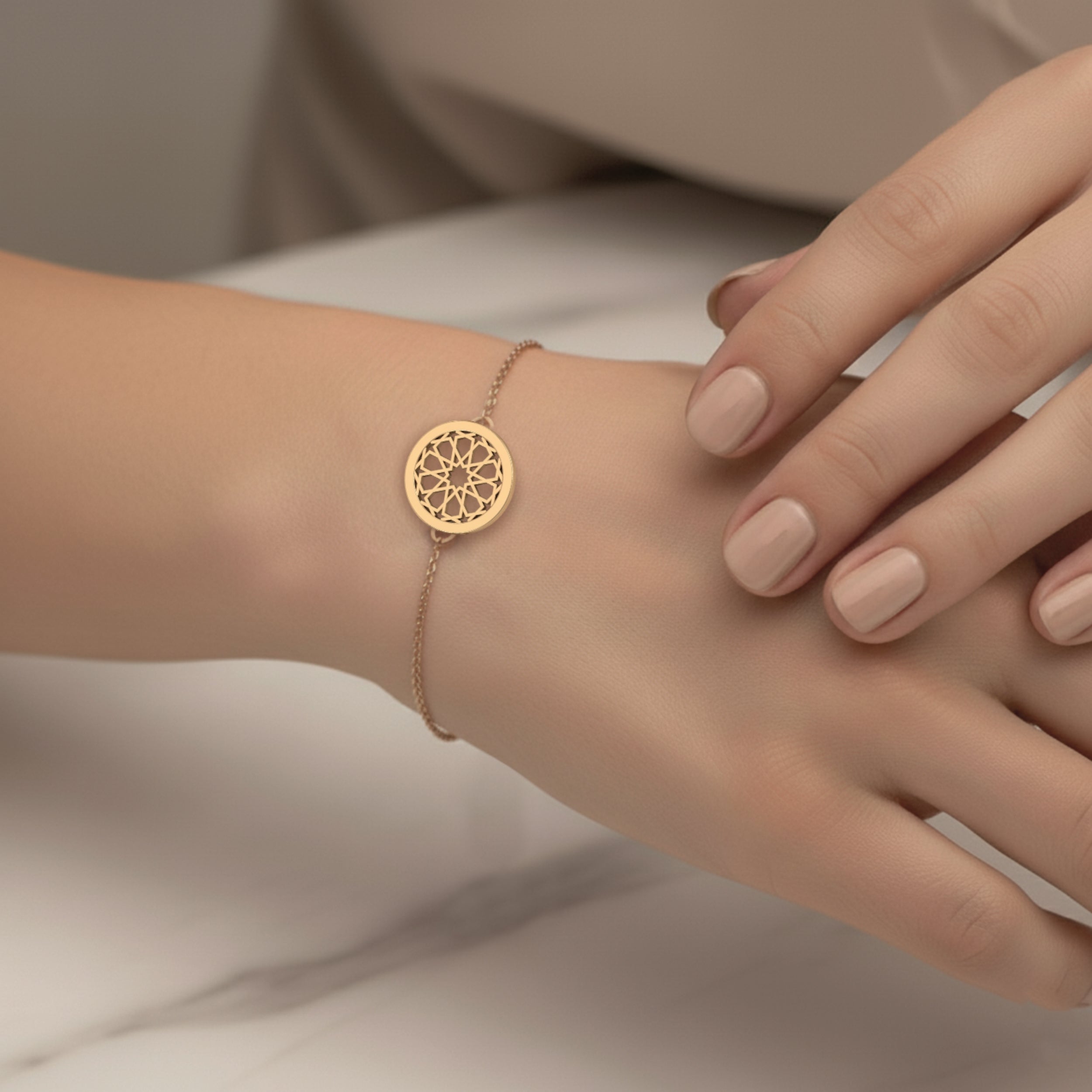 #Pattern & Color_Arabesque Rosette Gold